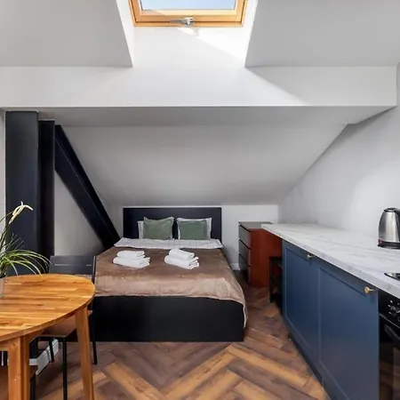 Close-urban Chic - Center - Stadion Narodowy - Marcinkowskiego 1 *