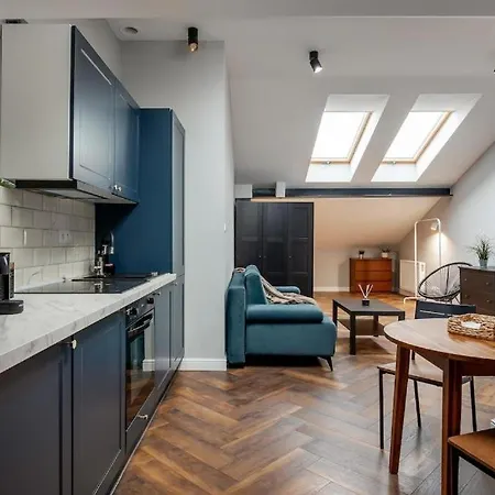 Close-urban Chic - Center - Stadion Narodowy - Marcinkowskiego 1 *